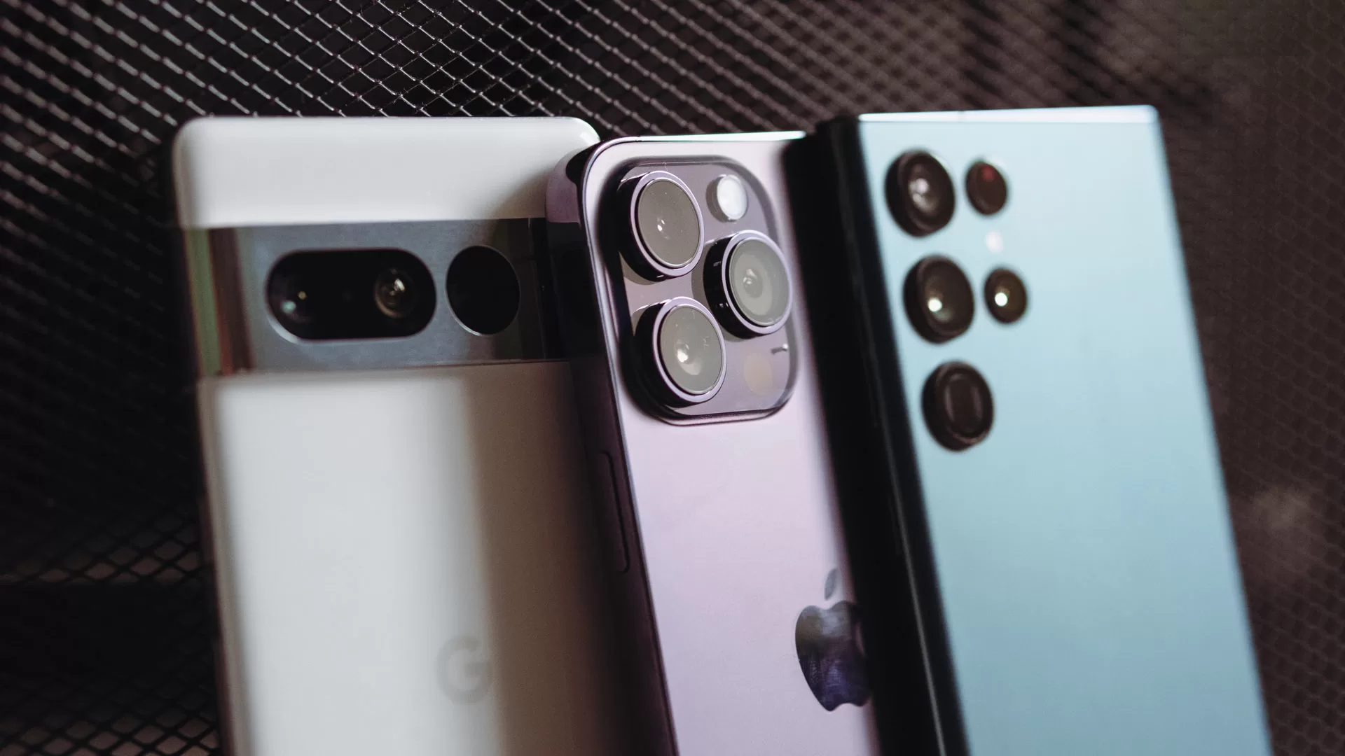 used iPhones and Samsung phones